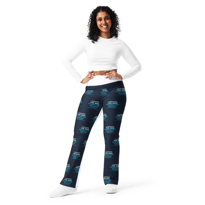 All-Over Print Flare Leggings in White