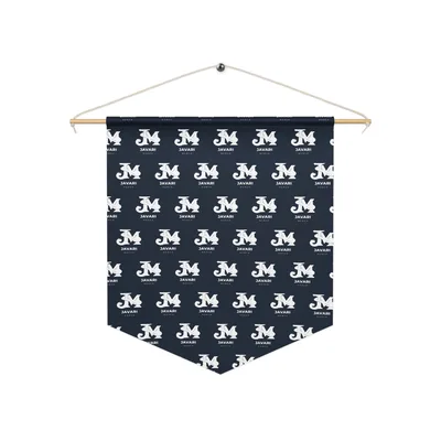 Pennant in White