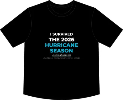 Women's Maple Curve Tee in Black