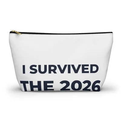 Accessory Pouch w T-bottom in Black zipper